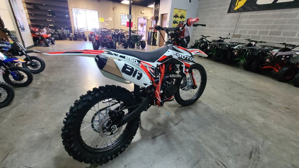 CASH SALE TODAY 1889250CC XMoto DIRTBIKEFULLY ASSEMBLED READY TO RIDE